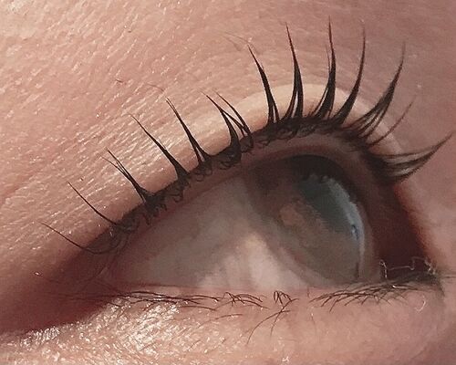 3932CC51-C7A5-4FF9-B3DB-A287EA00900D